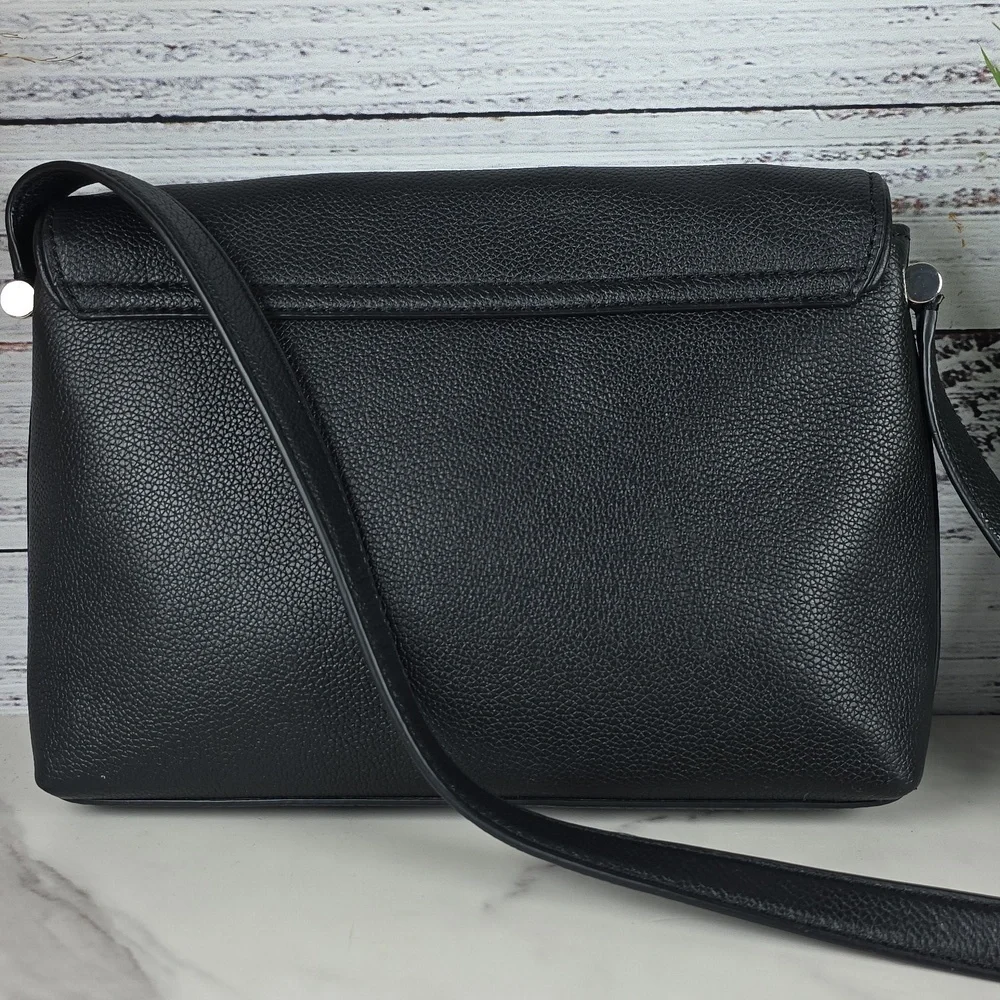 KATE SPADE BLACK‎ PEBBLED LEATHER FLAP SHOULDER CRPSSBODY BAG GUC